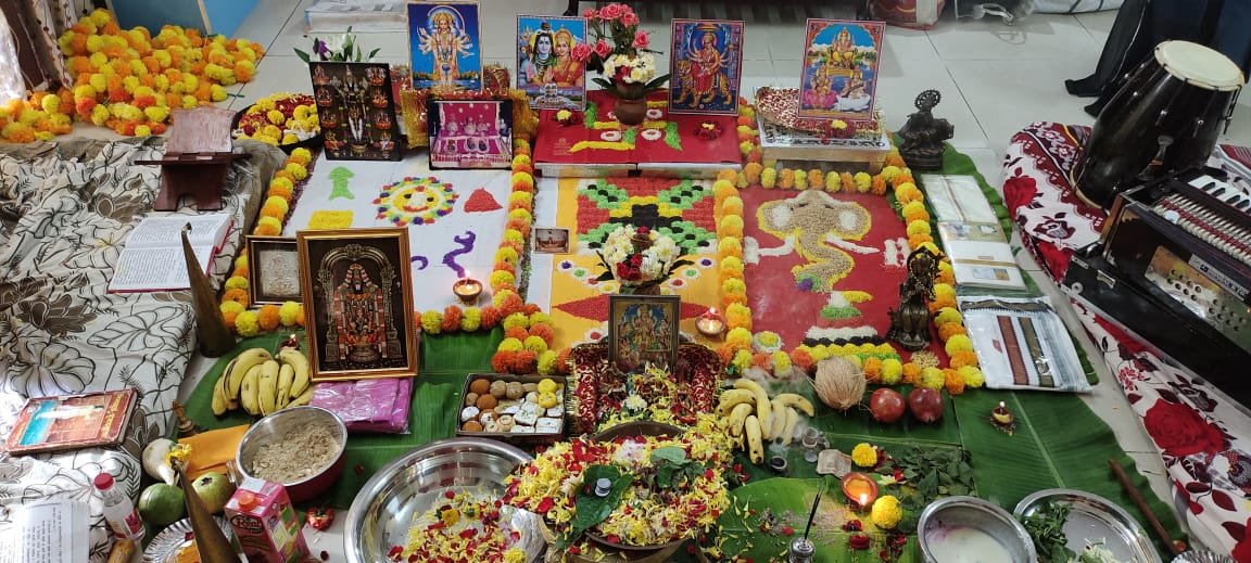 Book Best Pandit in Bangalore for all types of pujas with Puja materials. Vedic Pujas | One-Stop Solution | Hassle-Free. Call +91 8050634651.
